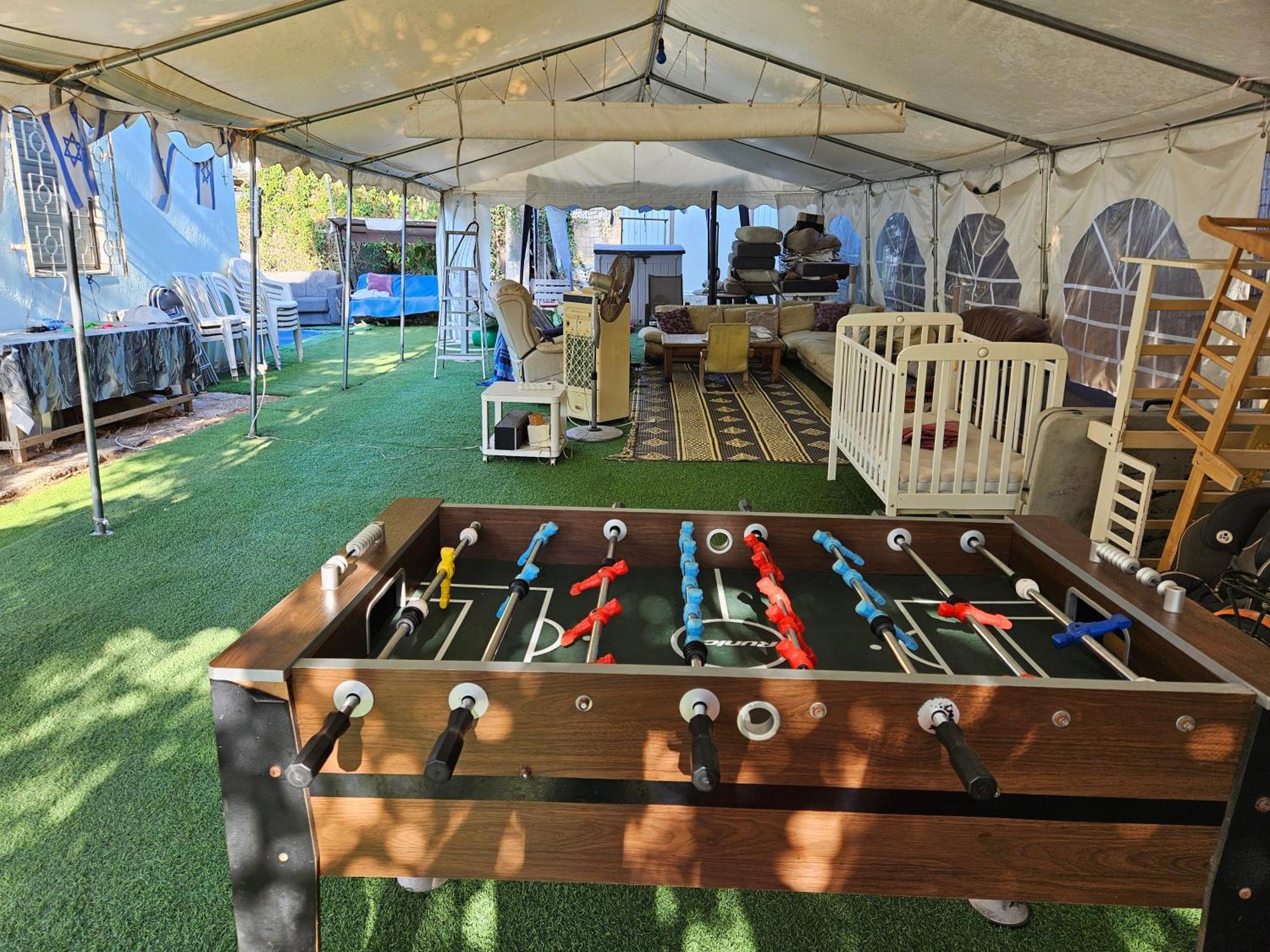 Private House With Huge Garden * Tel Aviv